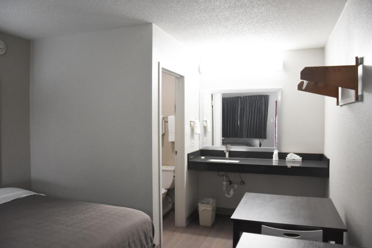 Bridgeview Inn Chicago Area מראה חיצוני תמונה